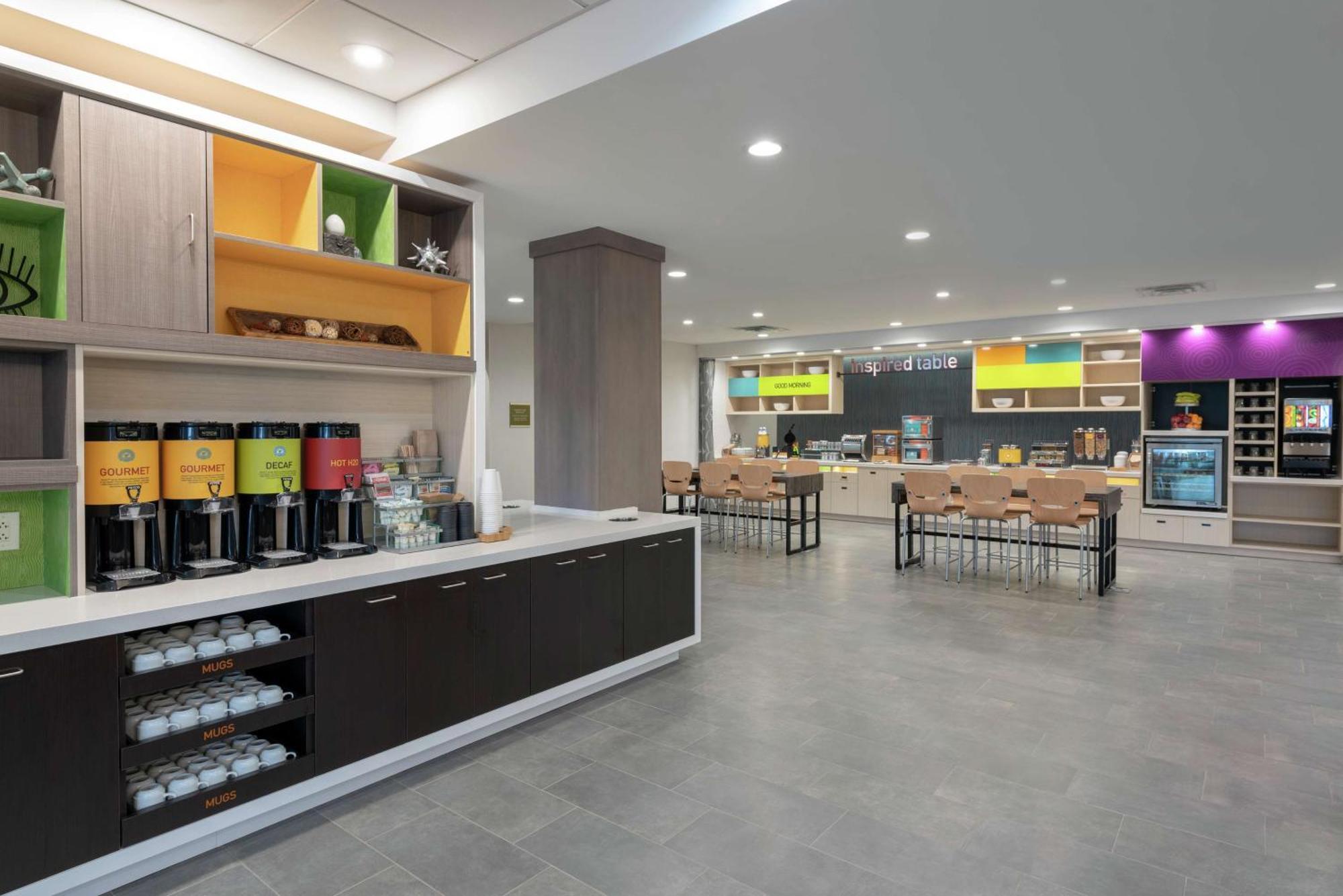 Home2 Suites By Hilton Indianapolis Airport Indianápolis Exterior foto